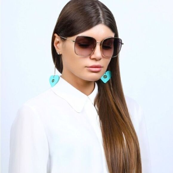 GUCCI Sunglasses GG1030SK 003 Gold/Grey With Chain Women NEW - Picture 2 of 12